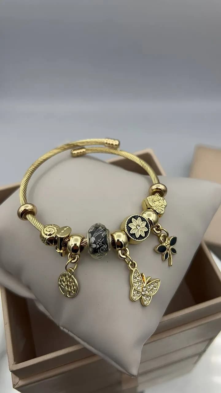 Thumbnail for Bracelets Pandora BIBELOT 2025